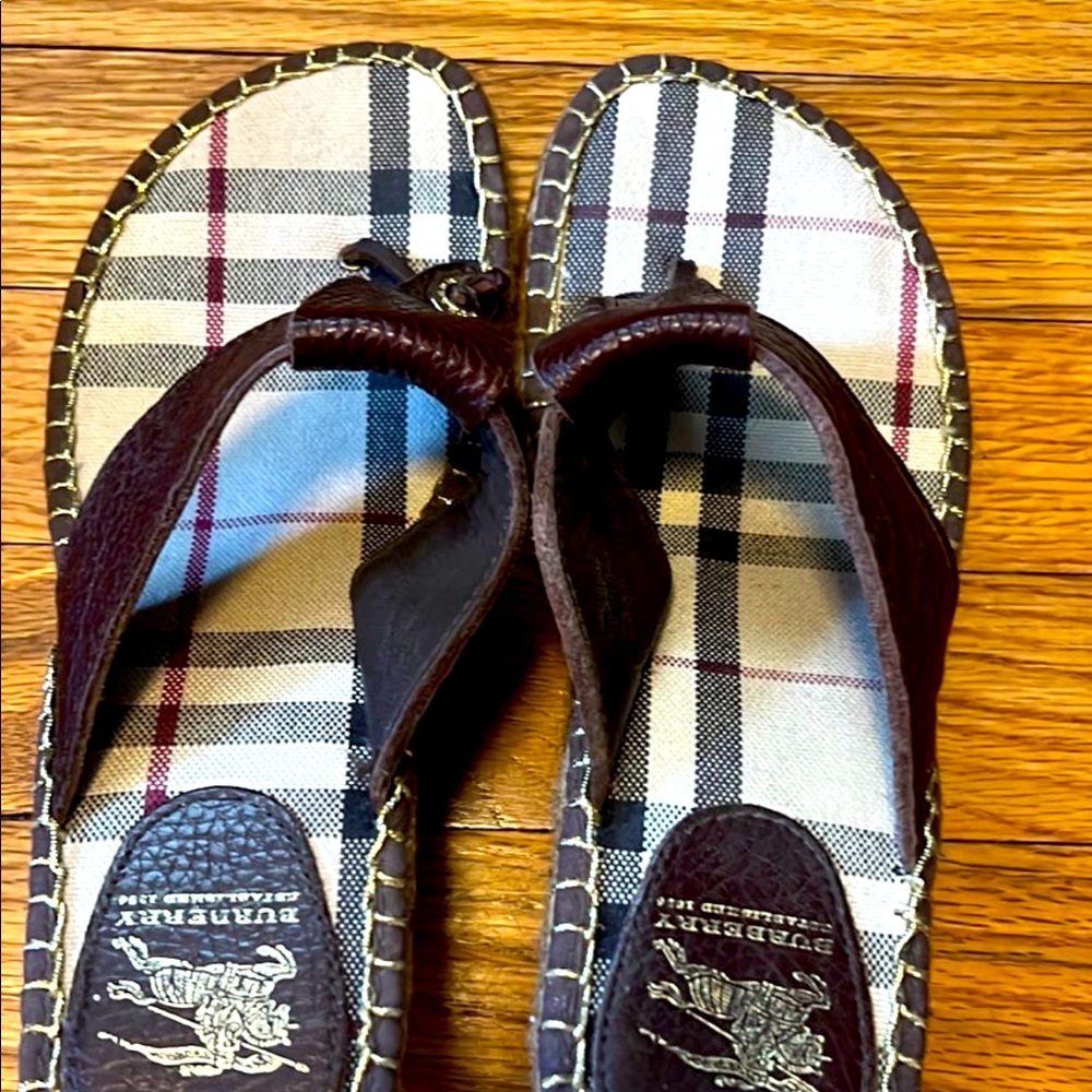 Burberry wedges